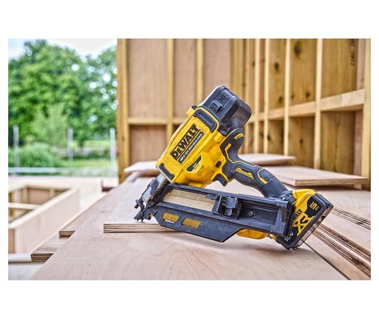 DEWALT DEWALT DCN930N-XJ 18V XR BRUSHLESS 1ST FIX FRAMING NAILER (BODY ONLY)