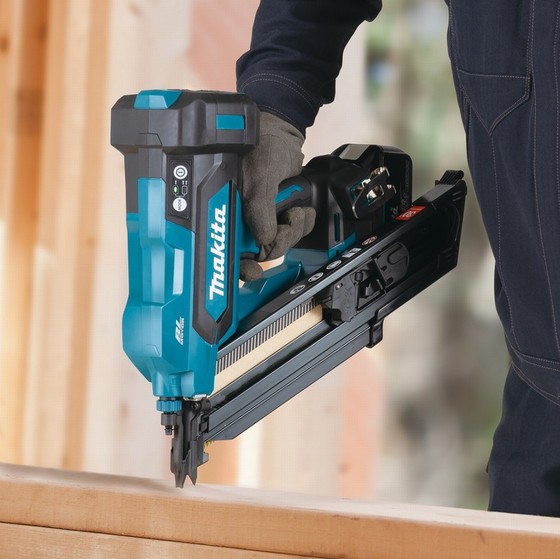 MAKITA DBN900ZK 18v LXT BRUSHLESS 1ST FIX FRAMING NAIL GUN (BODY ONLY)