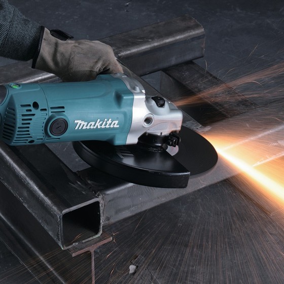 MAKITA GA9050 230MM ANGLE GRINDER 240v GA9050 